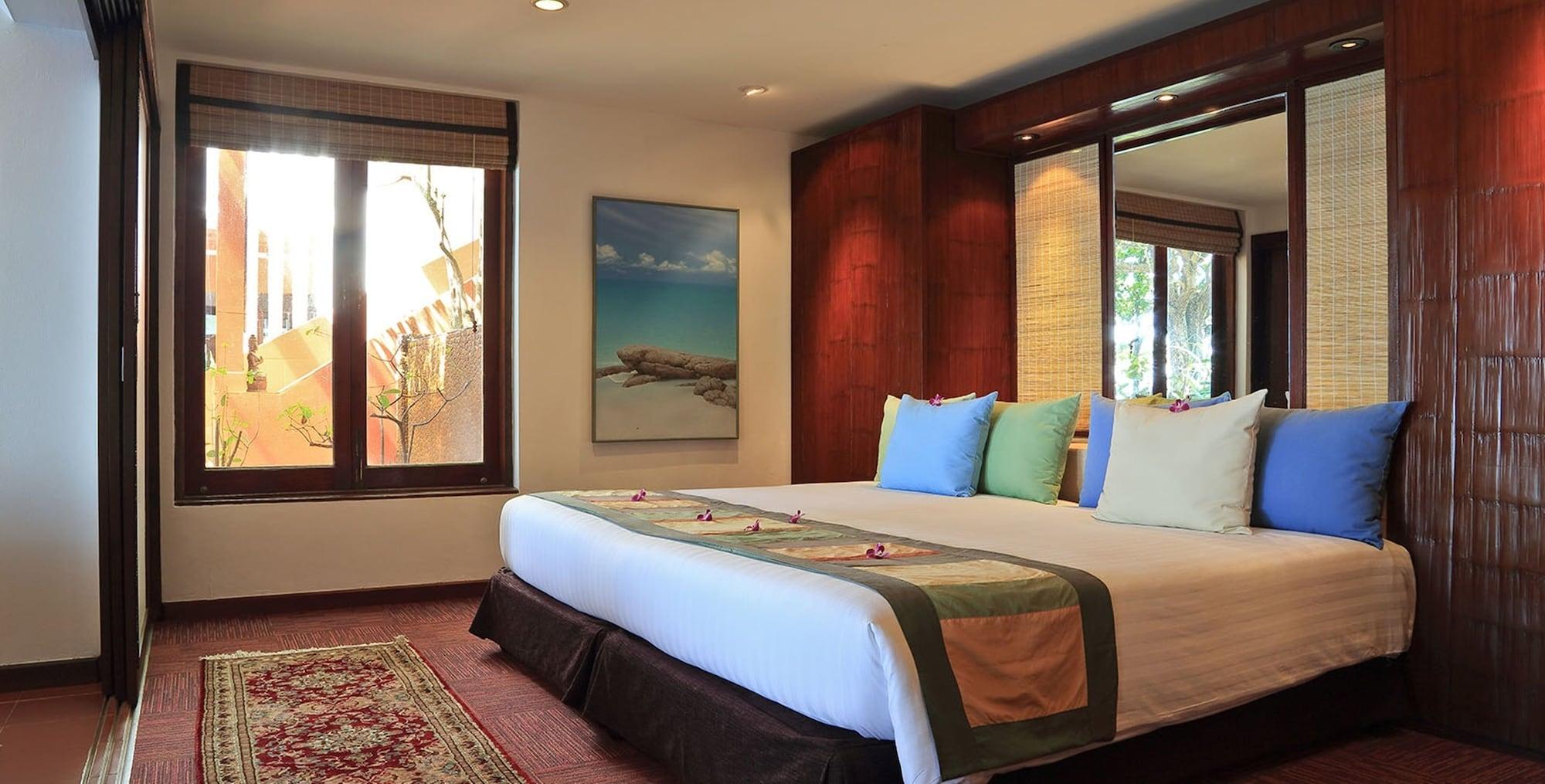 Mom Tri'S Villa Royale - Sha Plus Kata Beach  Exterior photo