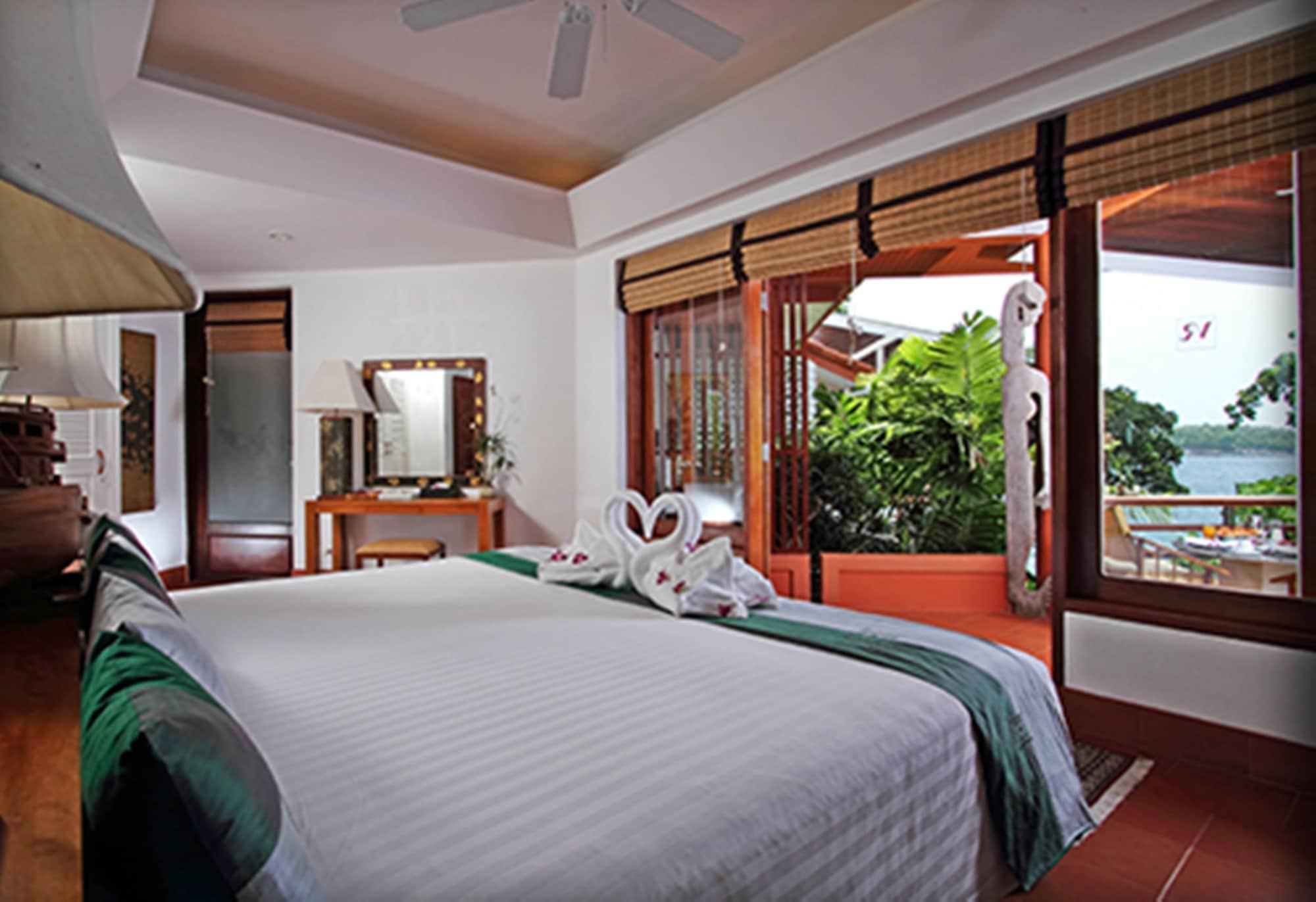 Mom Tri'S Villa Royale - Sha Plus Kata Beach  Exterior photo