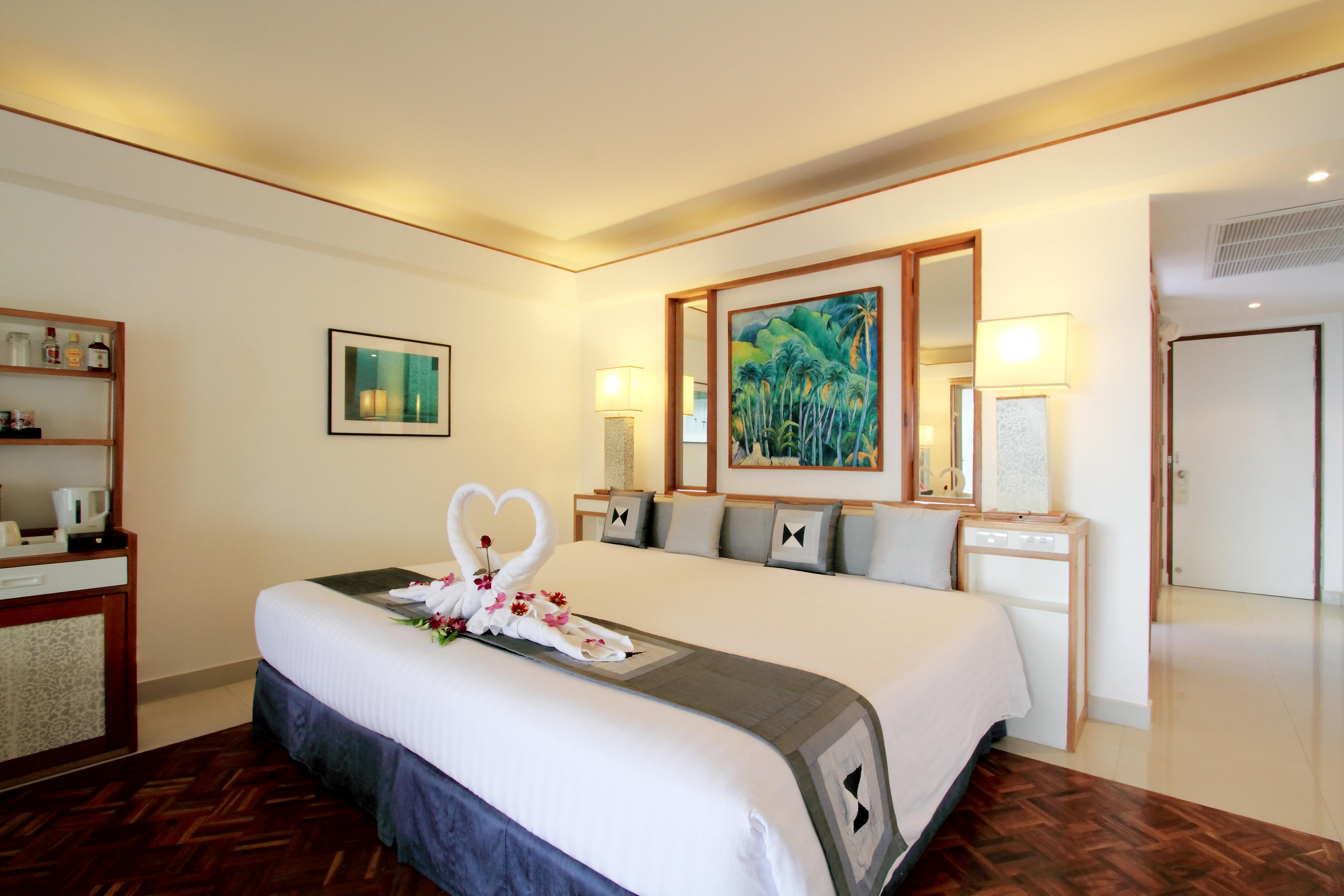 Mom Tri'S Villa Royale - Sha Plus Kata Beach  Exterior photo