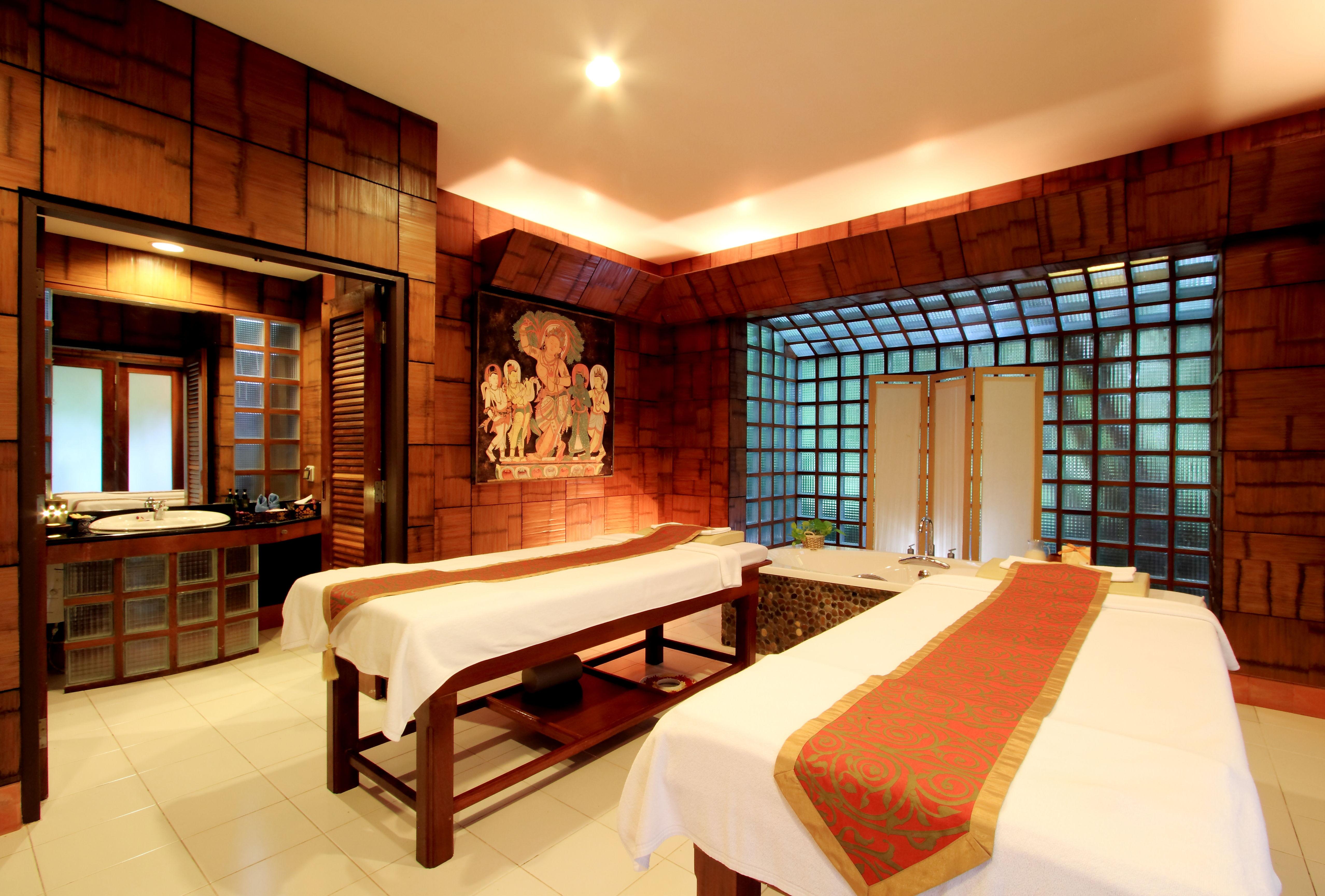 Mom Tri'S Villa Royale - Sha Plus Kata Beach  Exterior photo