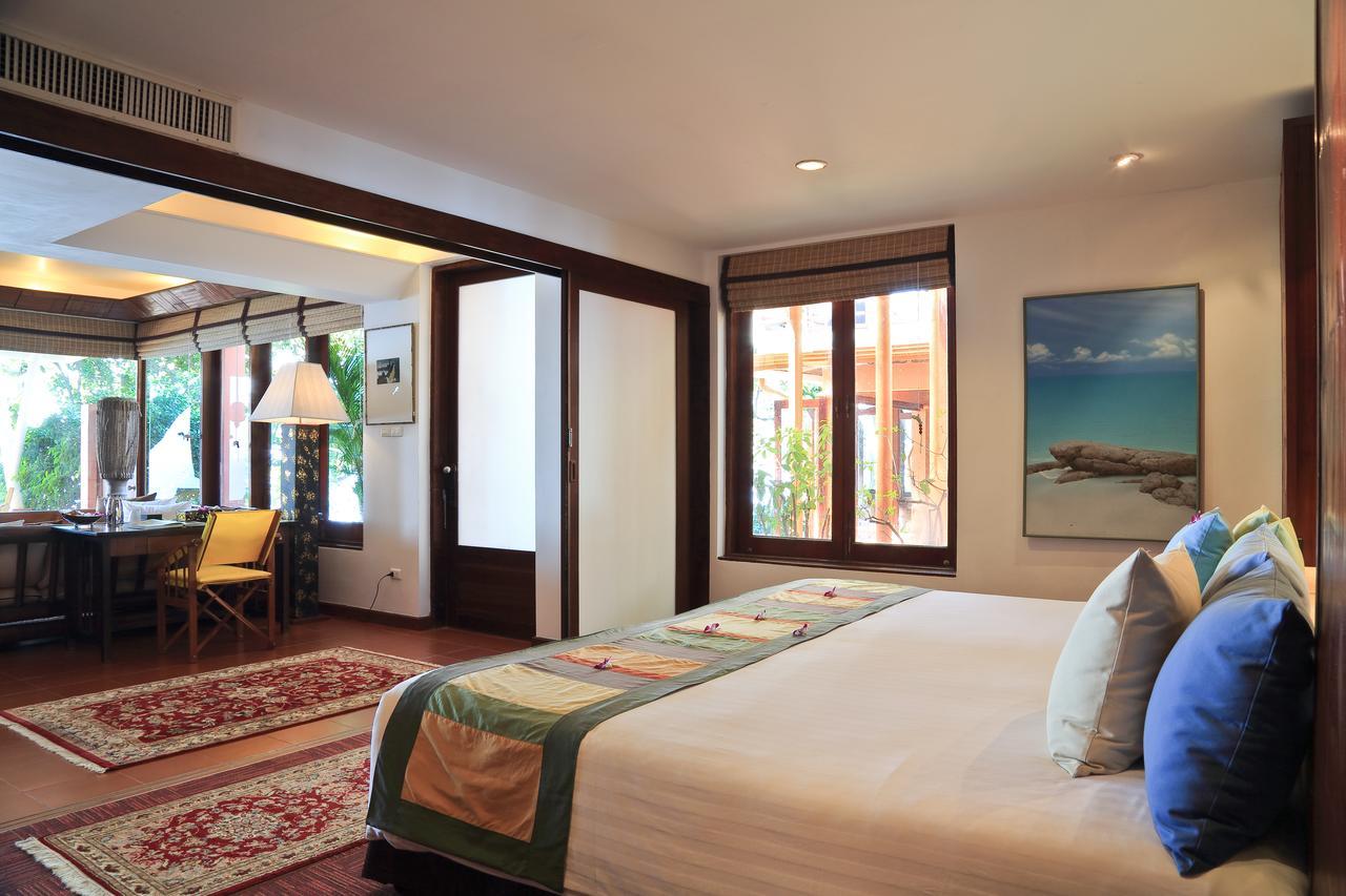 Mom Tri'S Villa Royale - Sha Plus Kata Beach  Exterior photo